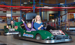 Knuckleheads Trampoline Park * Rides * Bowling